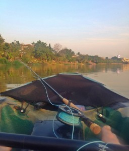Fluefiskeri fra kajak i Chiang Mai